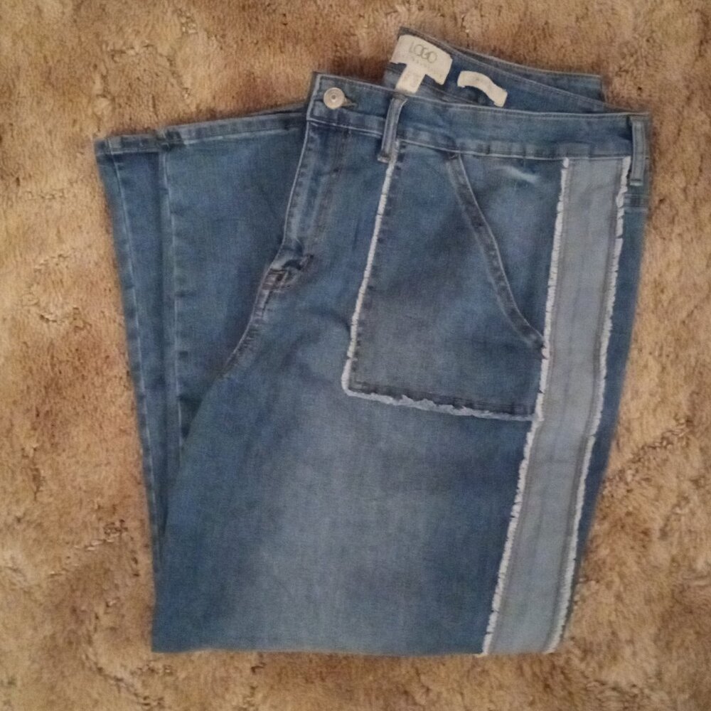 LOGO by Lori Goldstein Wide Leg Pants - 18WP
